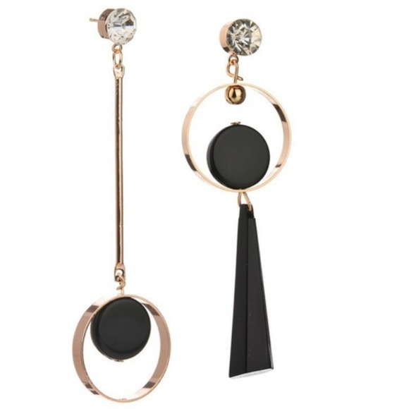 Asymmetrical Drop Earrings - Picture 3 of 3